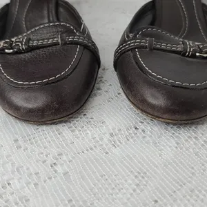 Bally slip on brown leather kitten heels sz 5.5 thumbnail 3