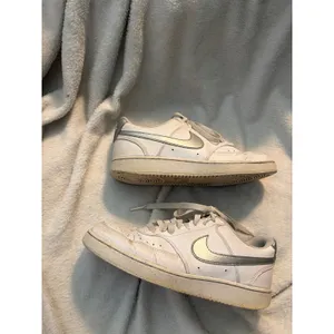 Nike Court Vision‎ Low Sneaker Basketball White Metallic Silver Women's Size 8 thumbnail 11