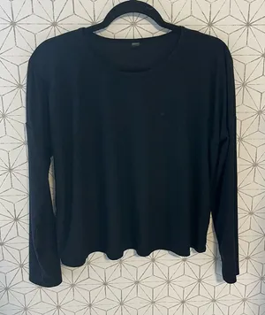 Beyond Yoga Spacedye Oversized Crop Long Sleeve thumbnail 1