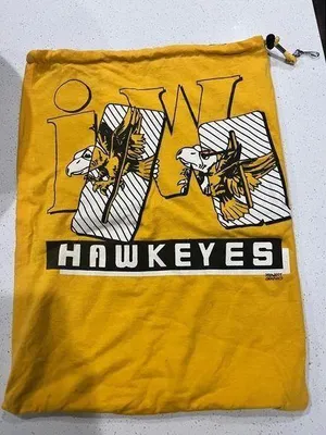 Iowa Hawkeyes Drawstring Pouch thumbnail 1