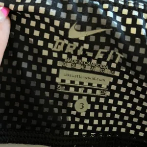 Nike Dri-Fit Speckled Black Compression Full Length Leggings Size Small thumbnail 10