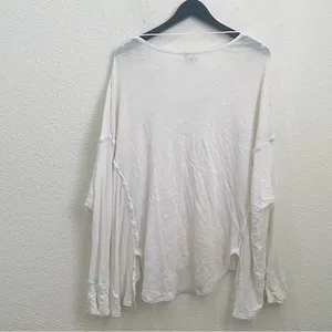 FREE PEOPLE We The Free Never Give Up Oversized Top V Neck Tee in Ivory White XS thumbnail 4