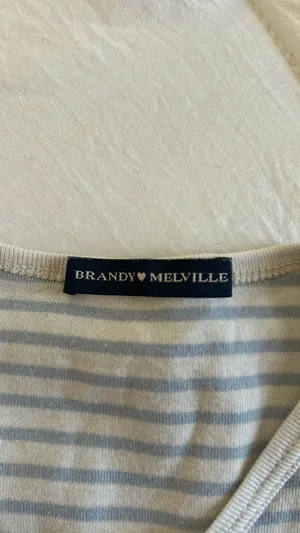 Brandy Melville Top thumbnail 2