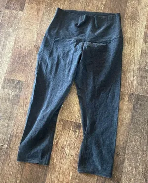 Lululemon Dark Gray Cropped High Rise Leggings thumbnail 2
