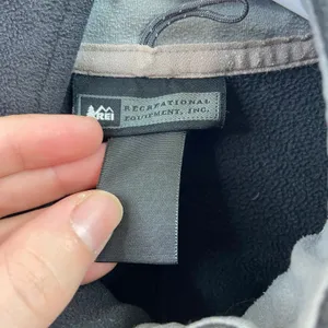 REI adult black gray fleece‎ full zip pocket outdoor athletic active jacket S/M thumbnail 8