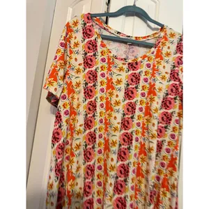 The‎ Pioneer Woman 1X Floral & Striped Short Sleeve Dress For Women thumbnail 3