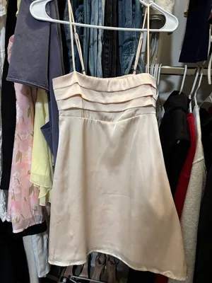 Dress thumbnail 4