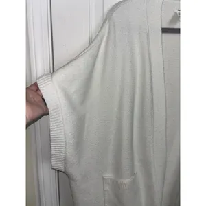Aerie White unREAL Cape Cardigan Pockets Short Sleeves Oversized Cozy Medium thumbnail 3