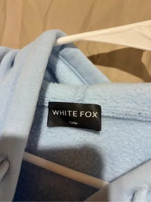 White fox sweatshirt thumbnail 2