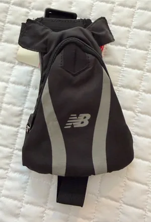 New balance running water bottle holder thumbnail 1