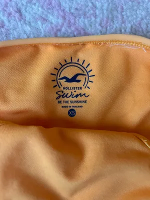 Hollister swimsuit thumbnail 2