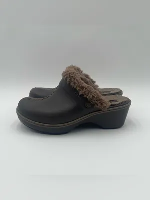 CROCS Cobbler Eva Clogs Heeled Mules Faux Fur Women’s Sz 7 Slip On Casual thumbnail 2