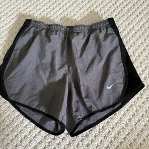 Nike Shorts thumbnail 1