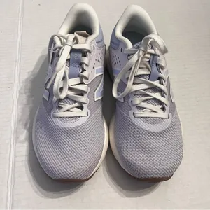 New Balance 520 V7 Running Athletic Shoes Women’s Size 5‎ = thumbnail 2