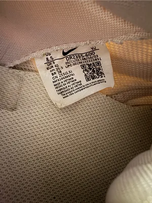 Nike Women’s Light Beige/Pale Pink Air Max Platform Sneakers thumbnail 7
