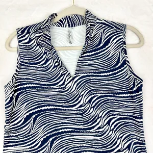Lulu B Sleeveless Travel Dress Size Small V-Neck Upf 50+ Navy White Zebra Wave thumbnail 3