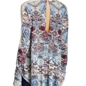 ✨FREE PEOPLE: New World Snow Lace Split Fly Away Top✨ thumbnail 6