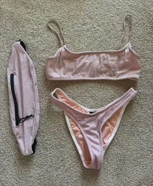 Light pink sparkle triangl set thumbnail 1