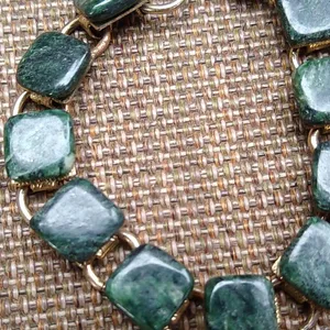 Green Stone Necklace and Bracelet Set thumbnail 6