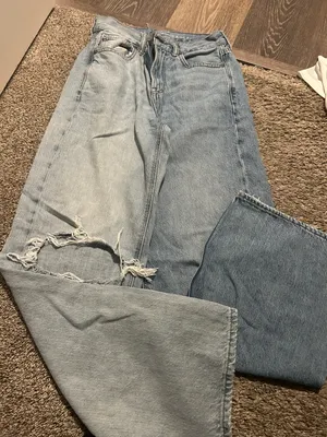 American Eagle Jeans thumbnail 1