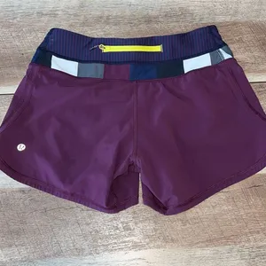Lululemon Shorts Womens Lululemon Groovy Run Shorts‎ in Plum Lined Size 4 thumbnail 5