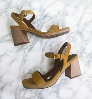 NATURALIZER Yellow Suede Sandals Heels Size 7.5W thumbnail 1