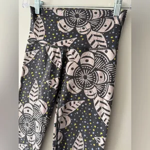 Aerie‎ Chill Play Move Boho Floral Leggings thumbnail 2