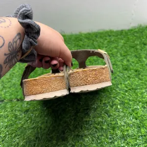 Birkenstock Gizeh Patent Khaki Sandals thumbnail 7