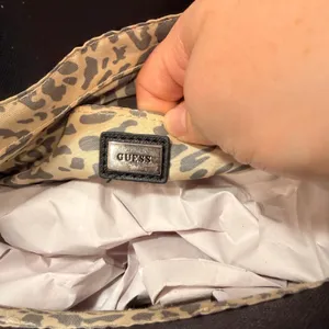 Guess Top Handle Bag thumbnail 7