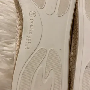 Gantle Souls by Kenneth Cole Espadrille Flats Upper Textile Lining Leather thumbnail 8