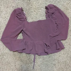 Astr Purple Pink Puff Sleeve Ruched Peplum Blouse thumbnail 4