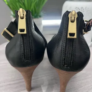 Jessica Simpson Eugenia Black Leather 3” Heels Shoes Gold Buckle Detail Size 7.5 thumbnail 7