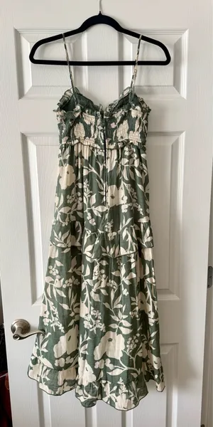 Trixxi Floral Green Midi Dress thumbnail 2
