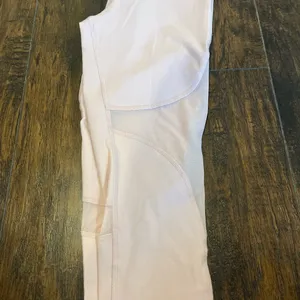 ALO Light Pink Mesh Side Capri Leggings thumbnail 2
