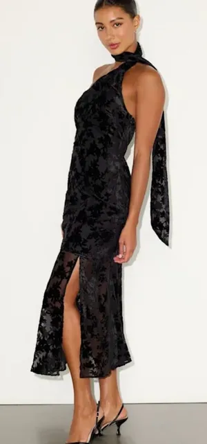 Lulus Alis Black Velvet Burnout One-shoulder Sash Midi Dress - Size XL thumbnail 1