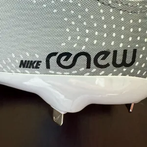 Nike Renew Softball Cleats Size 8 NWOT thumbnail 13