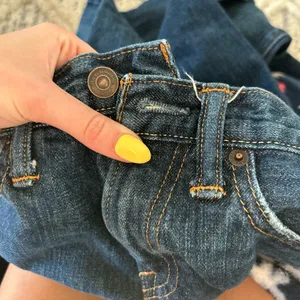 Blue Abercrombie Jeans thumbnail 4