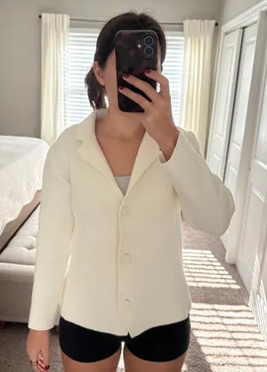 Amanda & Chelsea Cream Knit Suit Jacket thumbnail 1