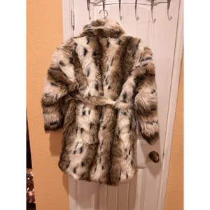 In Wear Faux Fur Coat Jacket Removable Hood Fuzzy No Size thumbnail 6