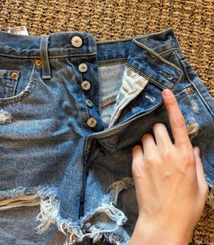 Levi’s Jean Shorts thumbnail 3