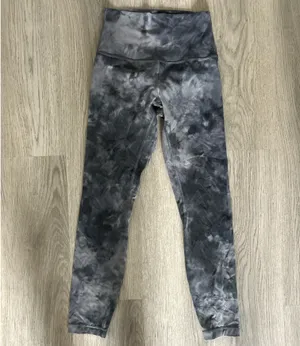 Lululemon Align Leggings 25" High-Rise thumbnail 3