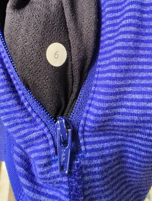 Lululemon In Stride Jacket Magenta Purple zip up Logo sz 6 thumbnail 8