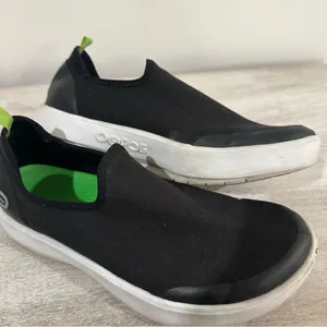 Oofos OOMG EEZEE Low Show Black and white size 7 thumbnail 10
