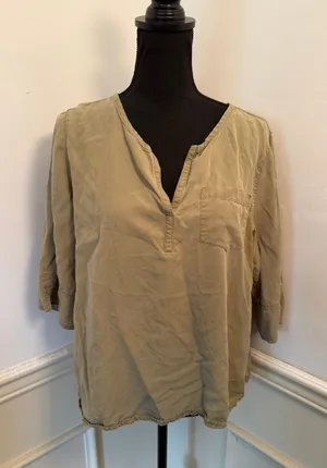 Multiples Olive Green Modal V-Neck Drab Henley Blouse 3/4 Sleeve Popover Boho thumbnail 1