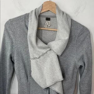 We the Free Free People Ebb and Flow Zip Up Ruffle Sweatshirt size XS Gray thumbnail 5