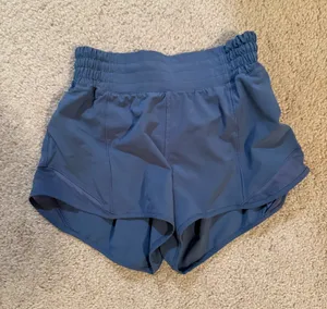 Lululemon Shorts Hotty Hot thumbnail 1