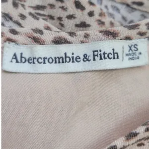 Abercrombie Fitch Leopard Print Tiered Mini Dress Size XS Tan Pockets Cheetah thumbnail 3