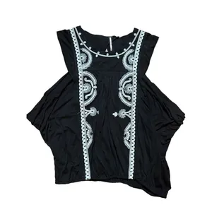 Free People DOS SEGUNDOS‎ Black/White Embroidered Batwing Top Sz M thumbnail 3