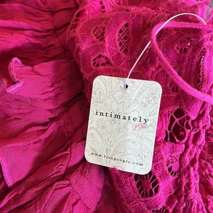 NWT FREE PEOPLE Adella Lace Woven Camisole Top M In Rose Hypnotic Babydoll thumbnail 4