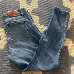 Women's Frye straight leg jeans thumbnail 2
